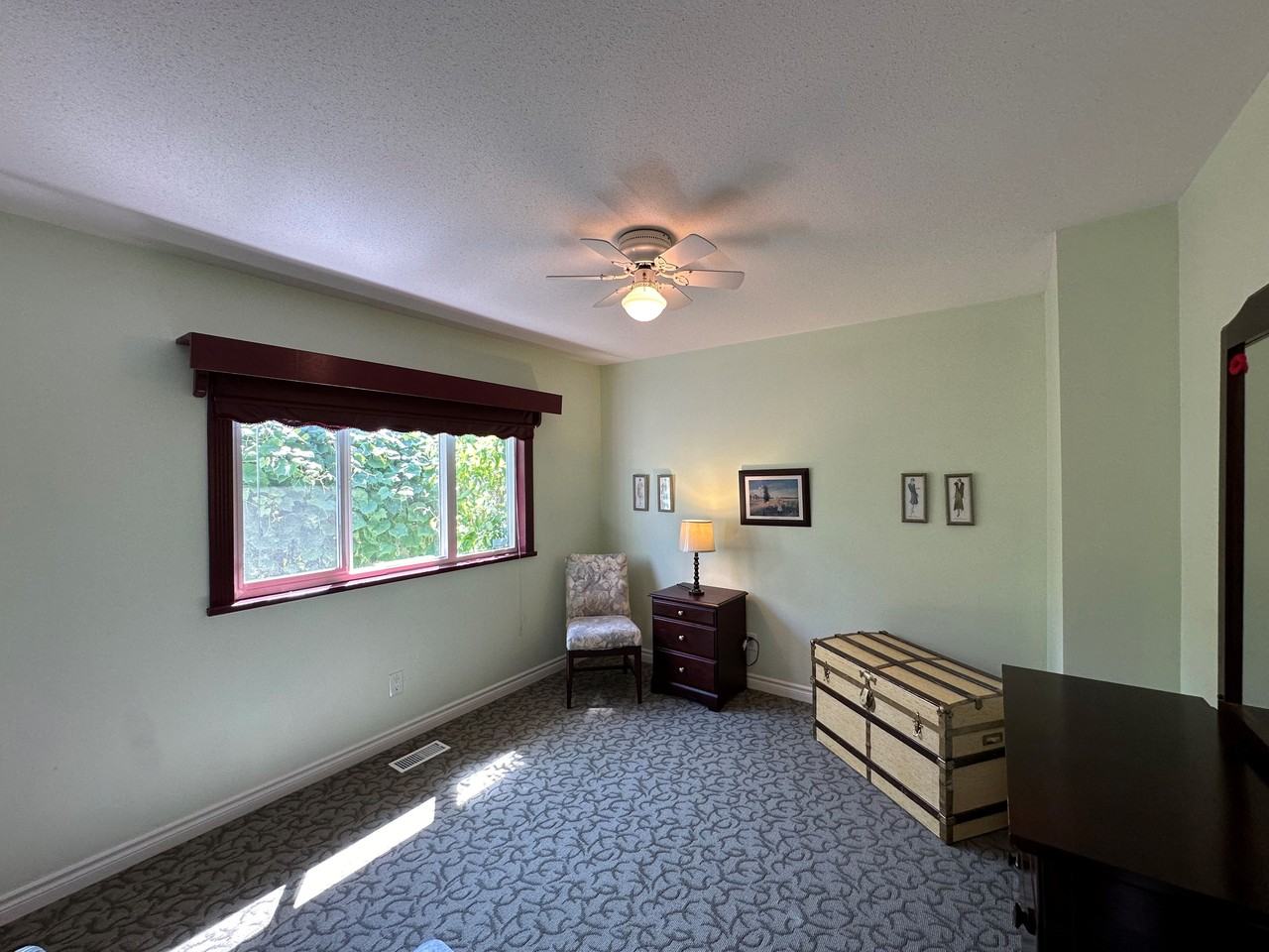 9676 Sidney Street - Photo 5 of 16