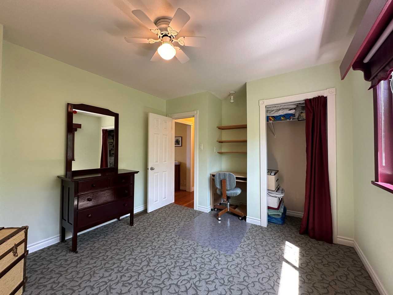 9676 Sidney Street - Photo 6 of 16