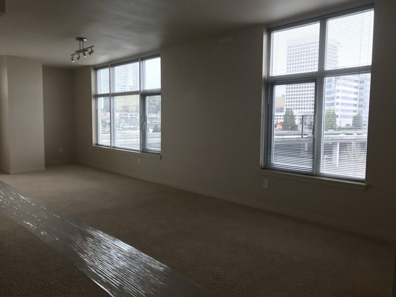 1515 Dock Street #712 - Photo 7 of 14