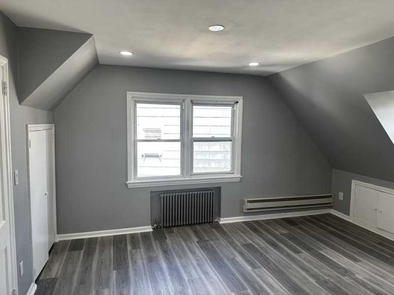 37 Aberdeen Ct #2 - Photo 3 of 10