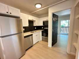 featured image of 1216 Maple St #4