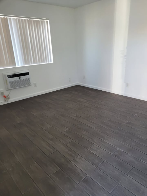 38257 12th St E #26 - Photo 2 of 9