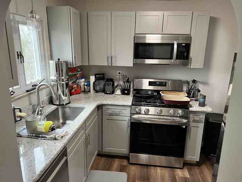 129 Terrace Ct - Photo 2 of 20