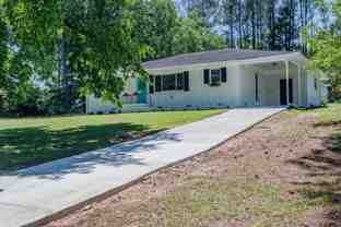 317 Community Dr Sw - Photo 1 of 1
