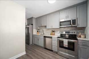 155 Delmar Ln #E - Photo 1 of 1