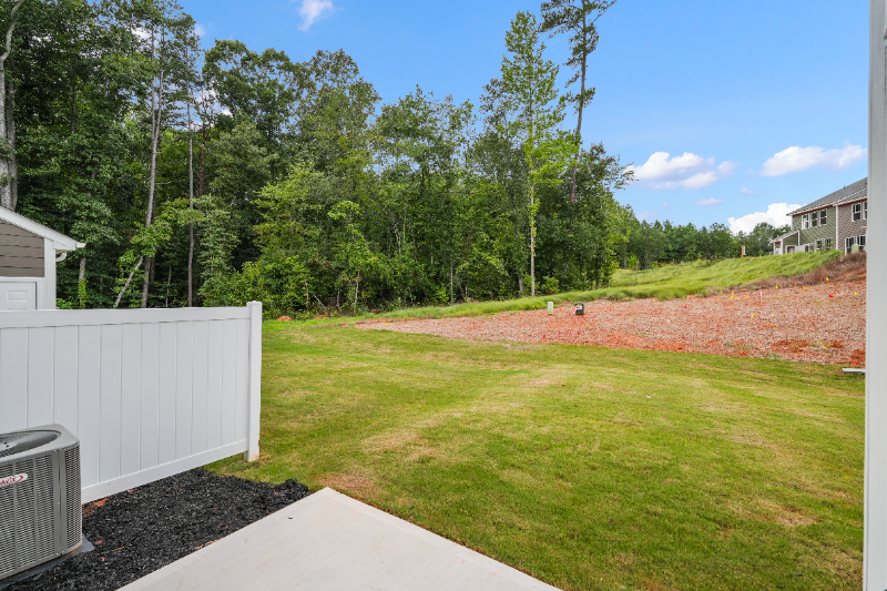 142 Shager Pl - Photo 2 of 20