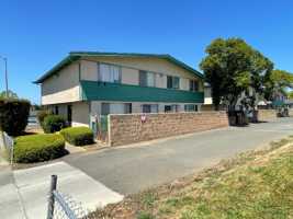 featured image of 240 Holly St #1