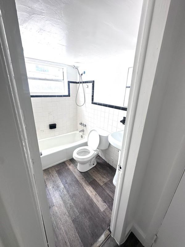 6410 Nw 6th Ave #4 - Photo 3 of 4