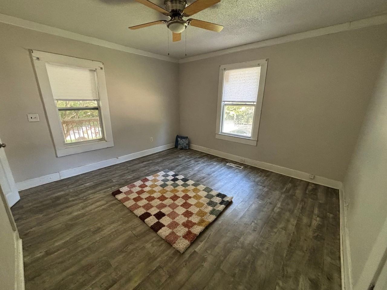 278 Dixon Cir - Photo 6 of 10