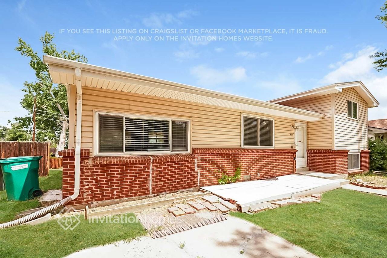 402 S Robb Way - Photo 2 of 16