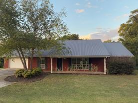 746 Providence Rd - Photo 1 of 1