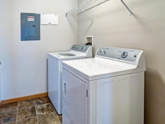 2425 24th Ave W Apt 311 - Photo 6 of 6