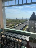 featured image of 16 Lake Ave