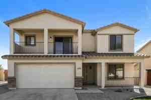 featured image of 2339 E Greenlee Ave