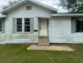 225 W Mississippi Ave - Photo 1 of 1