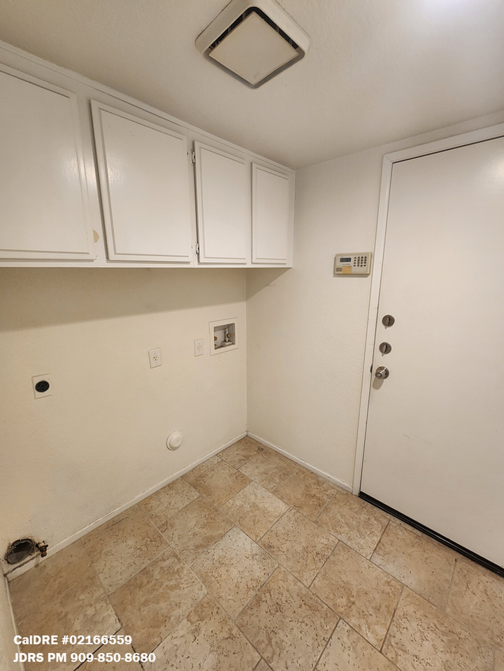 22223 Roundup Dr - Photo 7 of 19