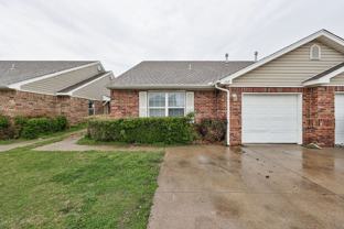 1314 Commerce Dr Duplex - Photo 1 of 1