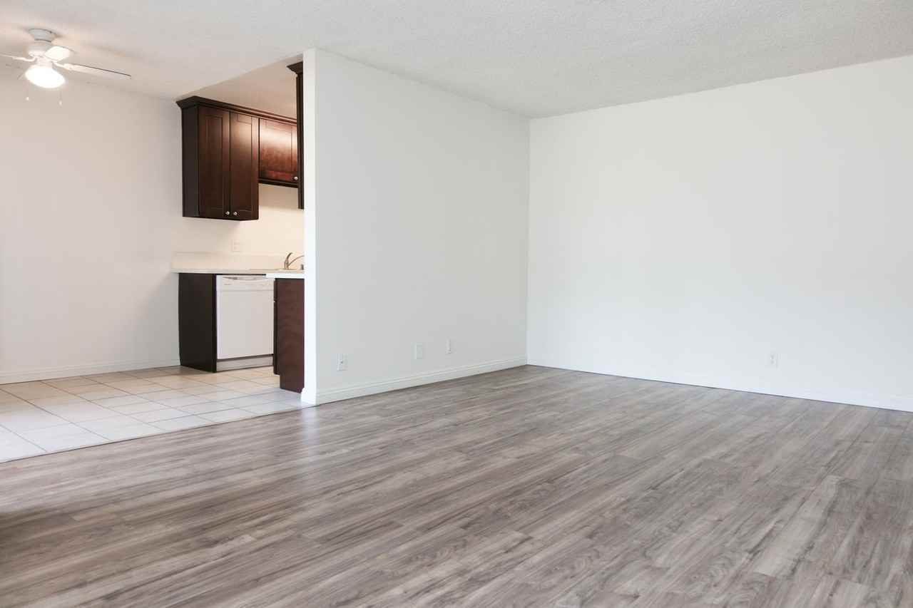 La Seine Apartments, LLC - Photo 2 of 27