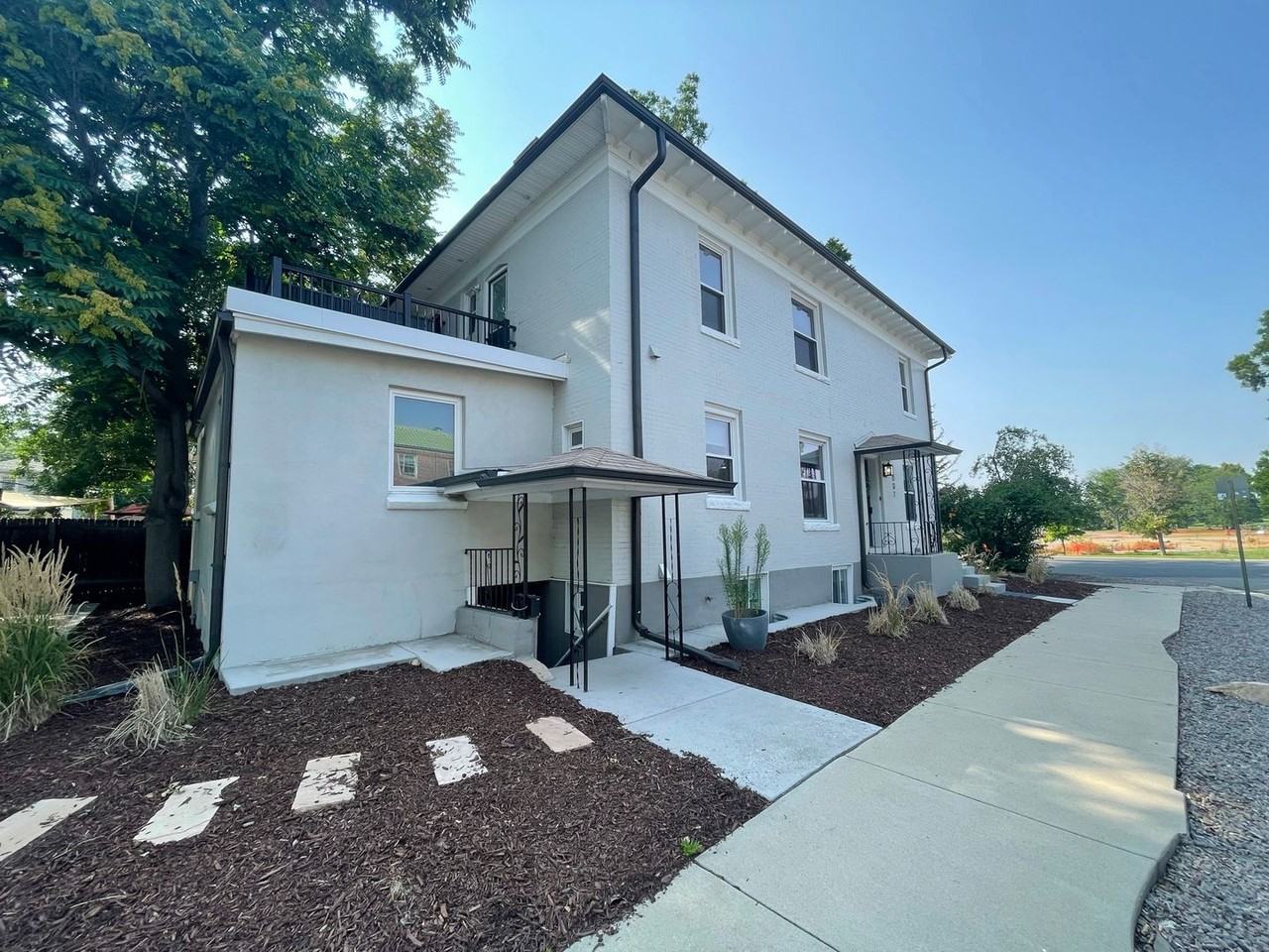 1691 Monroe Street #Bsmt - Photo 3 of 33