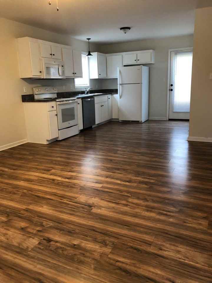 530 Brookneal Hwy #A - Photo 2 of 8