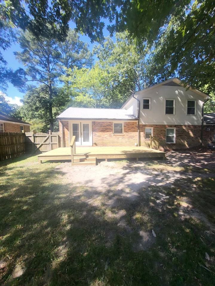 4109 Timberland Dr - Photo 5 of 29