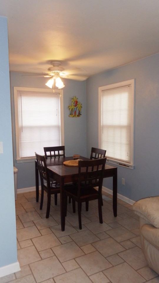 401 Arctic Ave #100 - Photo 4 of 11