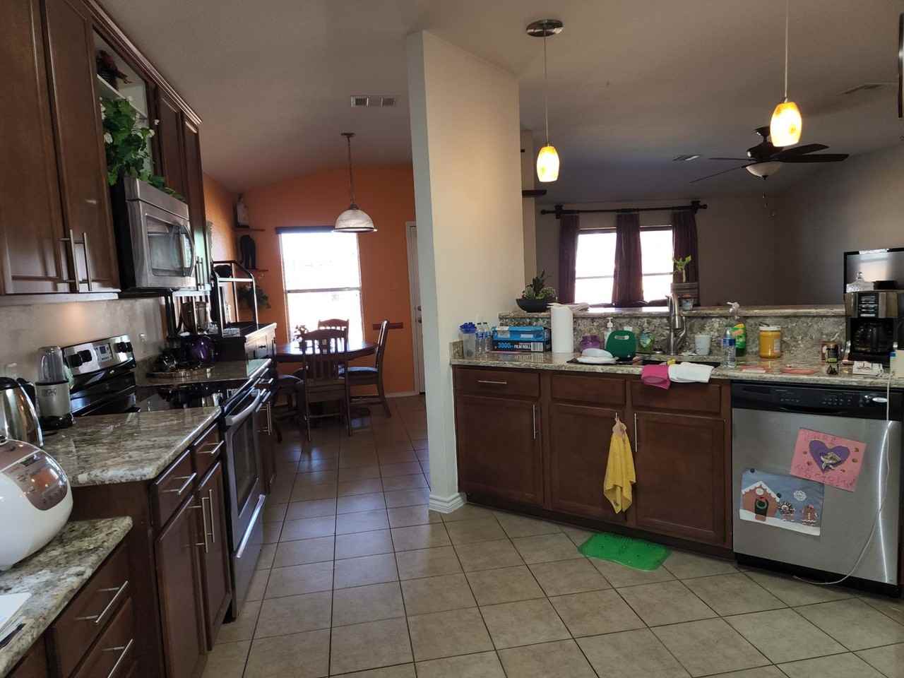 2602 Red Fern Dr - Photo 2 of 20