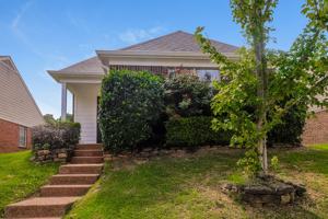 featured image of 1497 Pemberton Ln