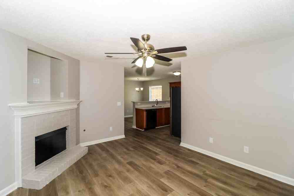 1497 Pemberton Lane - Photo 5 of 16