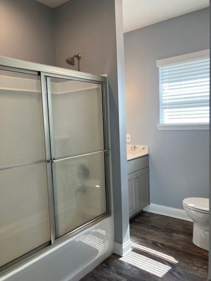 417 Clark St - Photo 3 of 22