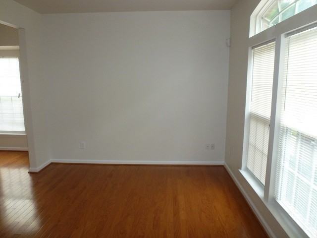 937 Coolsprings Ln - Photo 3 of 9