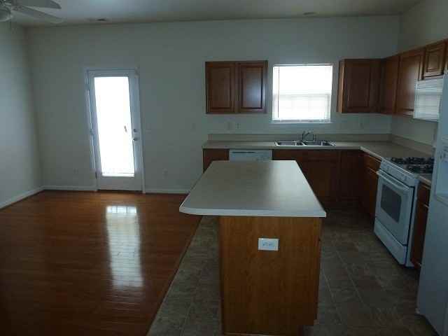 937 Coolsprings Ln - Photo 5 of 9
