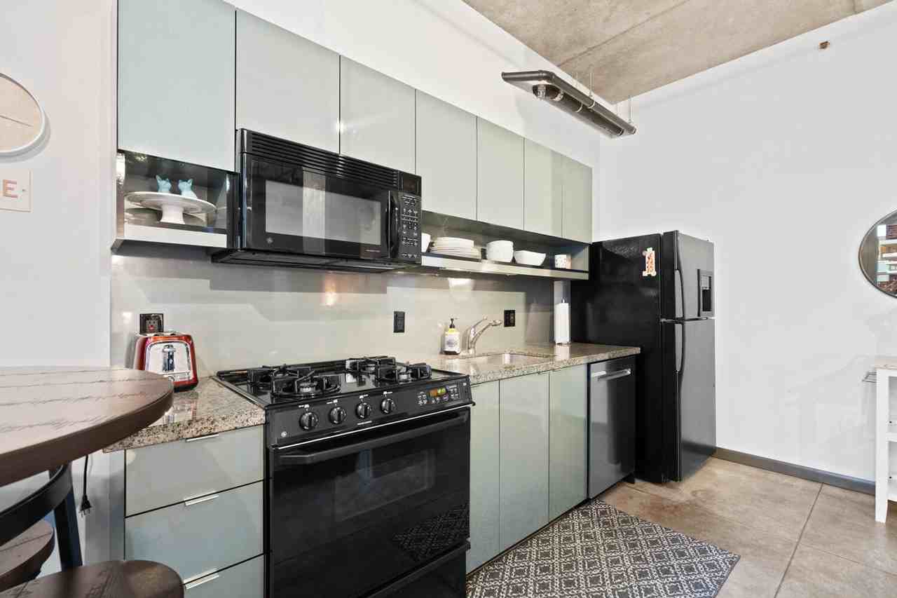 1030 Nw 12th Ave #211 - Photo 7 of 40