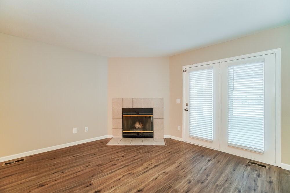 3003 Chante Ct - Photo 3 of 15