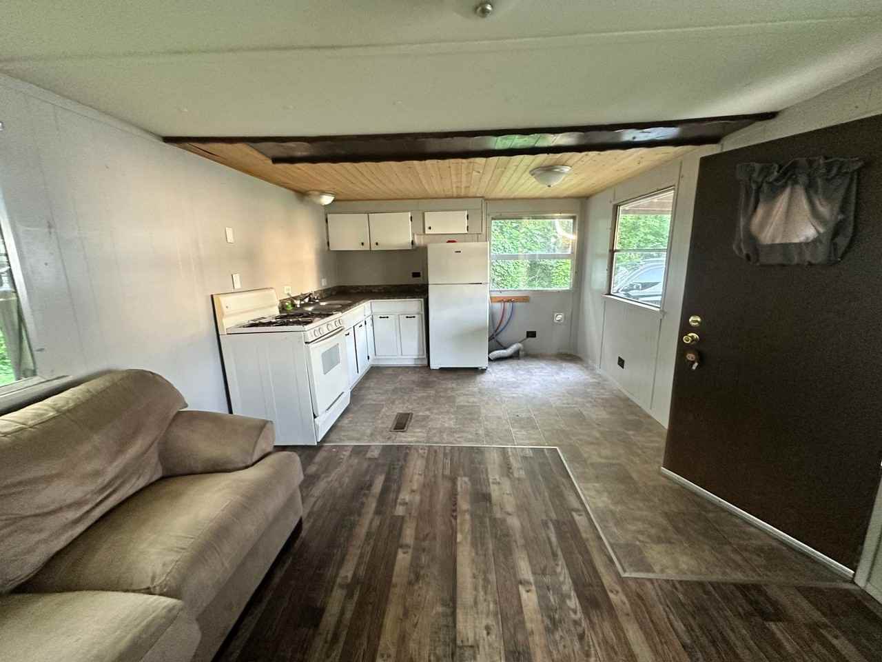 108 S 16th St - Photo 3 of 9