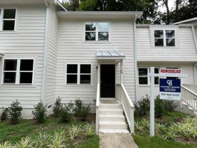 212 N Peartree Ln - Photo 1 of 1