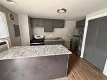 Remodeled 2 Bedroom Townhouses for rent in Manchester! Pets Welcome! - Photo 1 of 1