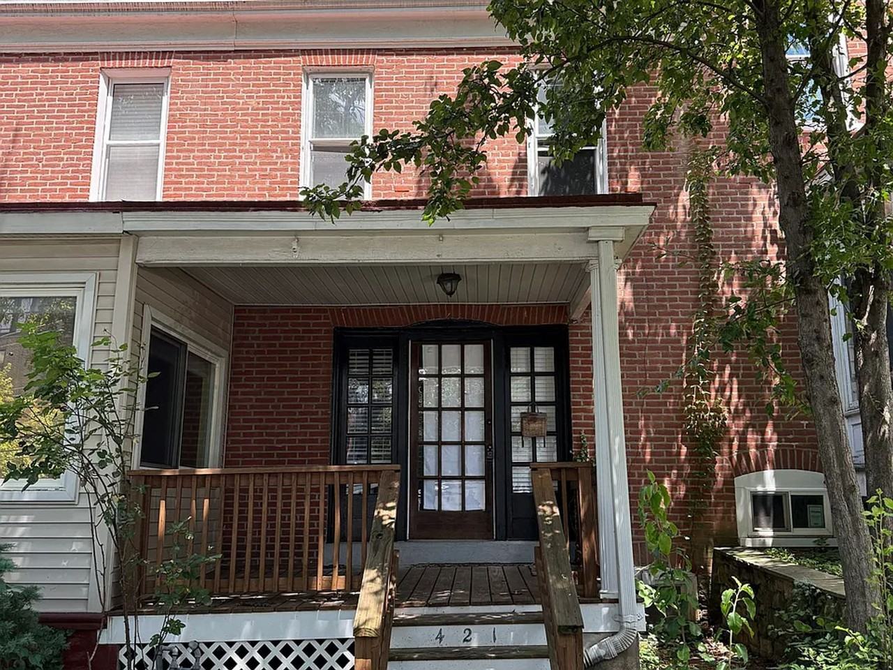 421 W Baltimore Ave - Photo 2 of 4