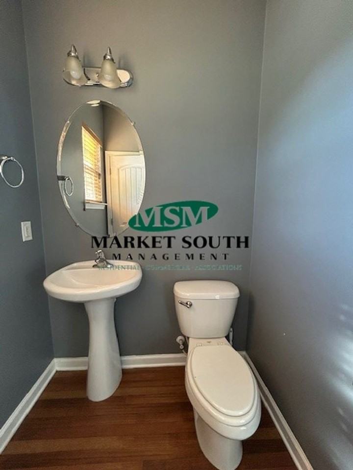 46 Twin Oaks Pl - Photo 2 of 20
