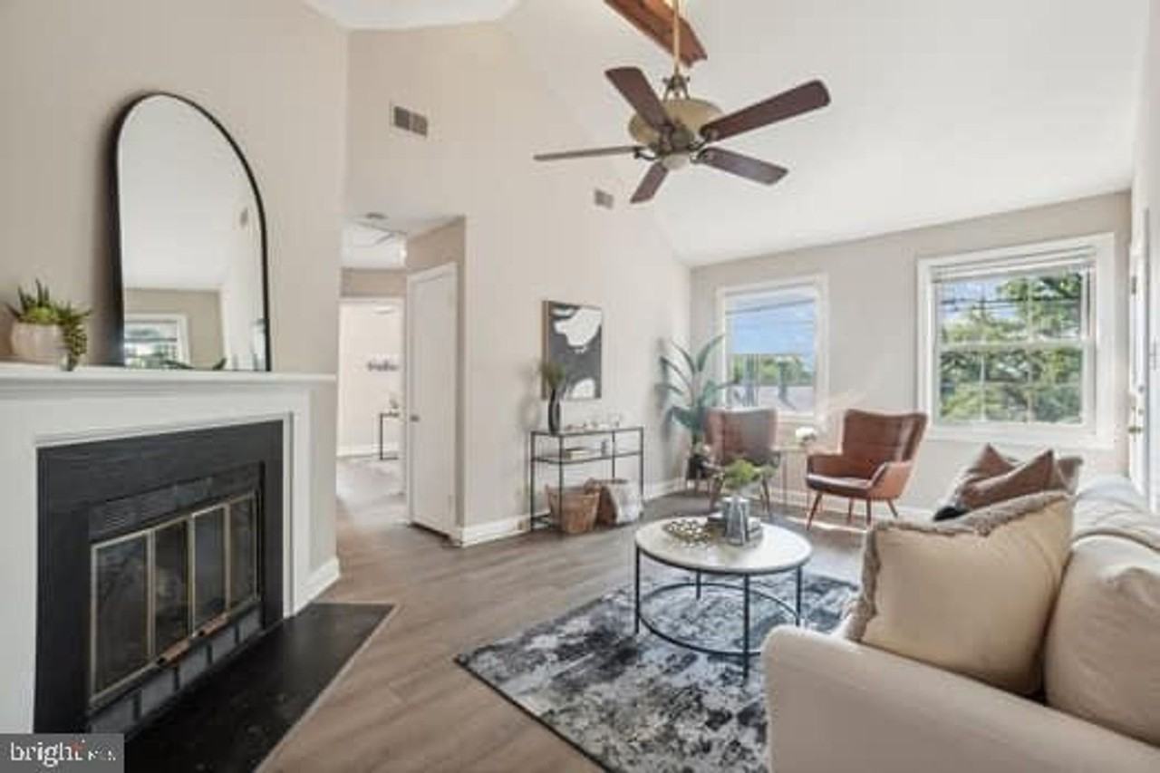 2507 Arlington Blvd - Photo 2 of 9