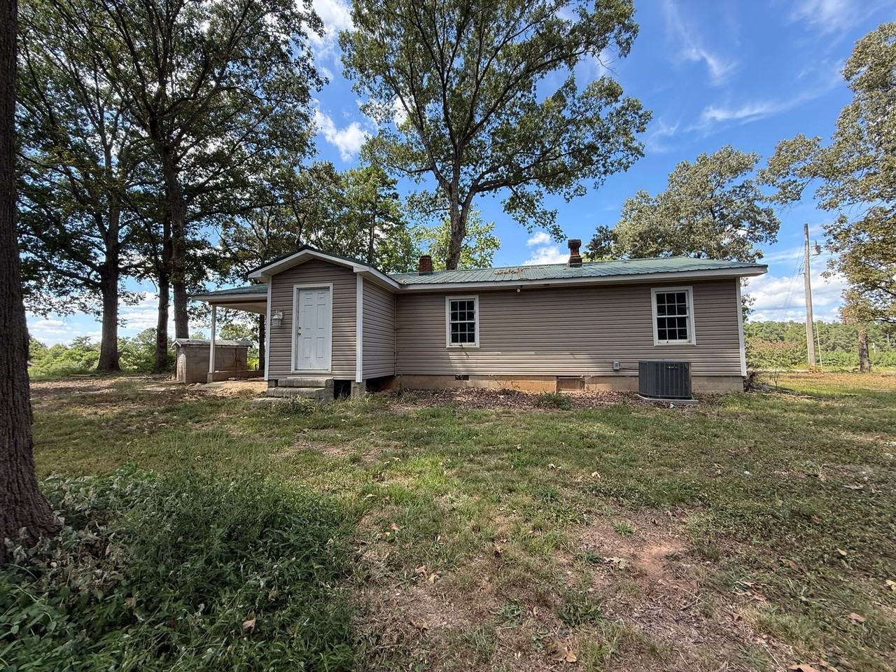 195 Newton Moore Rd - Photo 2 of 9