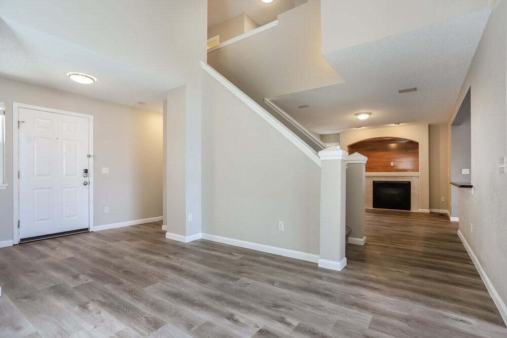 11224 Jordan Ct - Photo 5 of 18