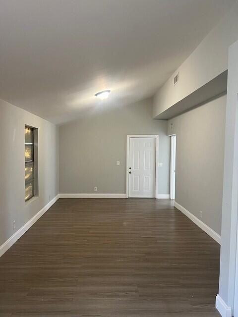 310 Nw 4th Ave - Photo 2 of 9