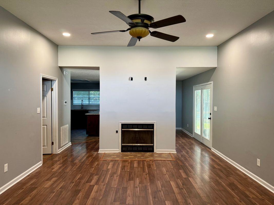 1001 Aberdeen Dr - Photo 3 of 16