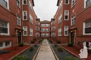 4421 N Wolcott Ave - Photo 1 of 1