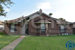 2030 Lansdown Dr - Photo 1 of 1