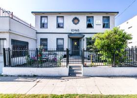 featured image of 10961 S Figueroa St