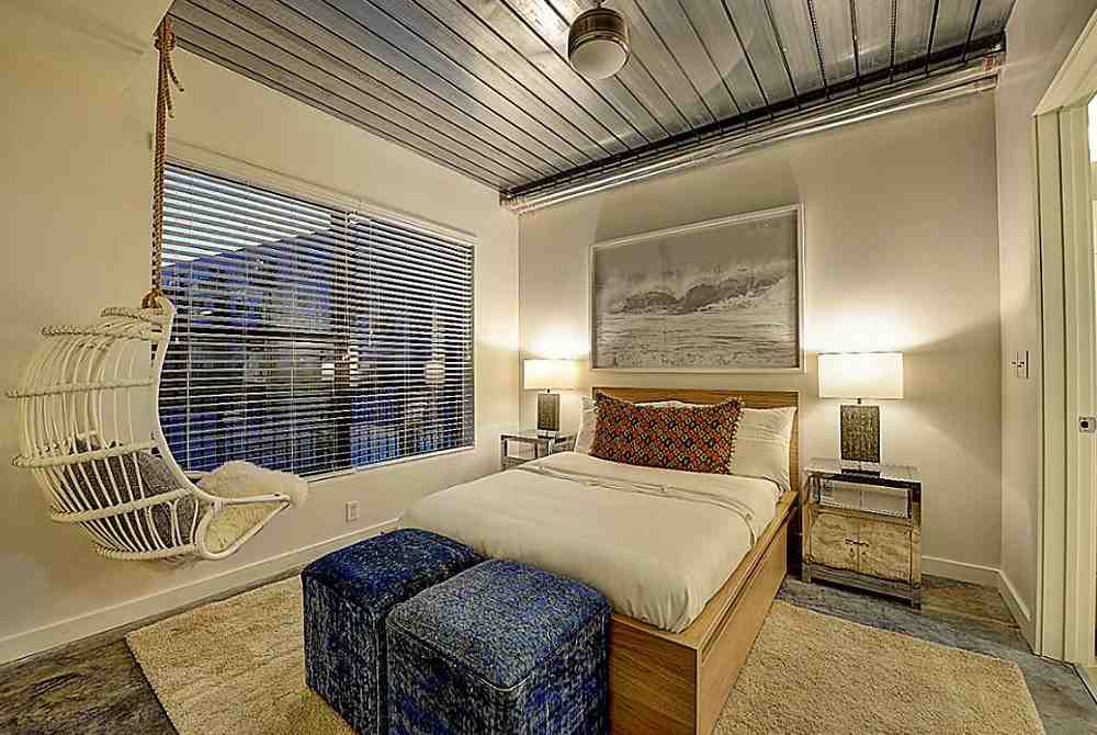 MAIN & - Photo 5 of 14