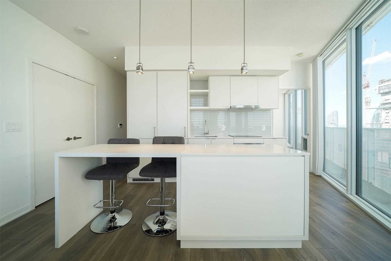 100 Harbour Street - Photo 3 of 26