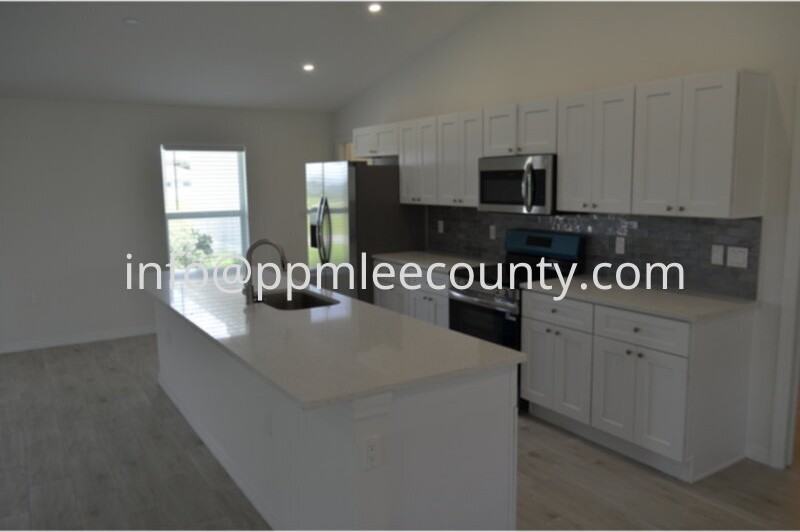 1049 Ne 44th St - Photo 3 of 50